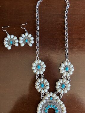 Turquoise & White Floral Statement Necklace and Earring Set